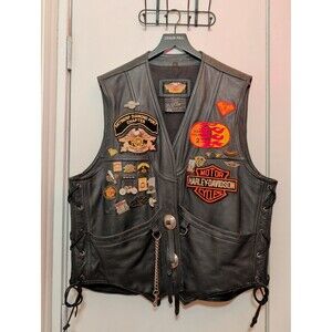 Harley-Davidson Men’s 2XL Leather Vest HOG Antwerp Patches Pins Biker